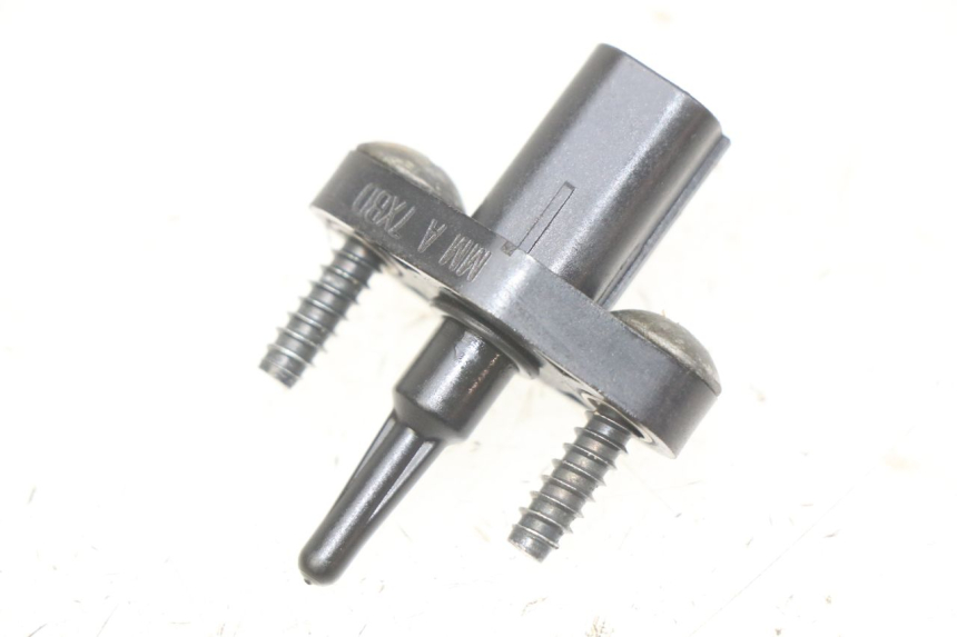 photo de SONDE PRESSION AIR HONDA CB R 1000 (2018 - 2023)