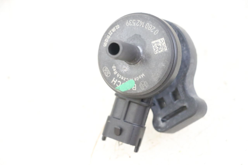 photo de SONDE PRESSION AIR PIAGGIO VESPA PRIMAVERA 4T 50 (2021 - 2024)