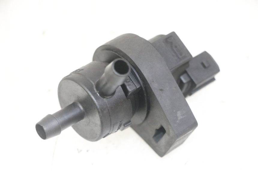 photo de SONDE PRESSION AIR PEUGEOT SATELIS COMPRESSOR K15 125 (2006 - 2009)