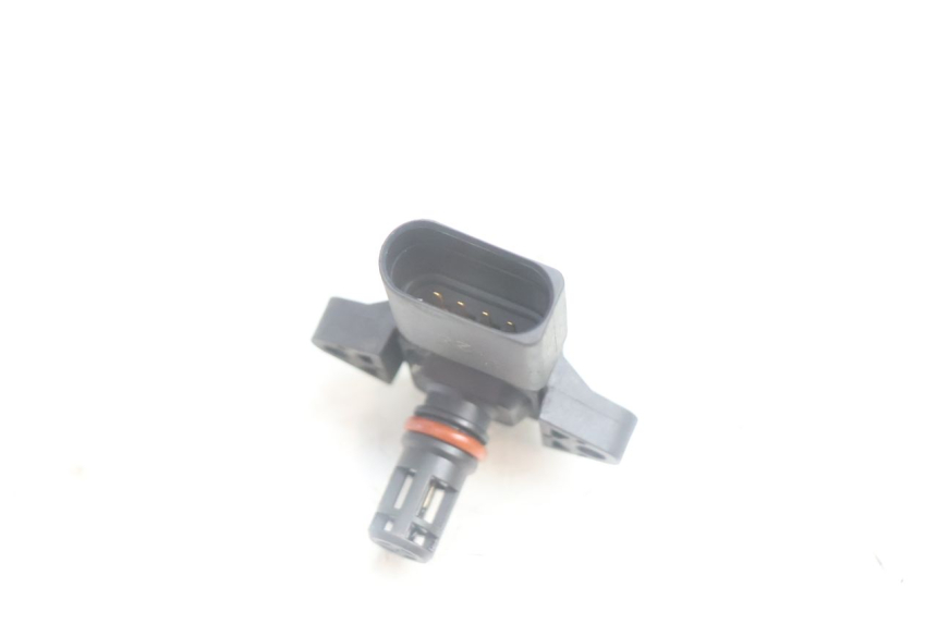 photo de SONDE PRESSION AIR PEUGEOT SATELIS 125 (2006 - 2009) - Autre angle de vue