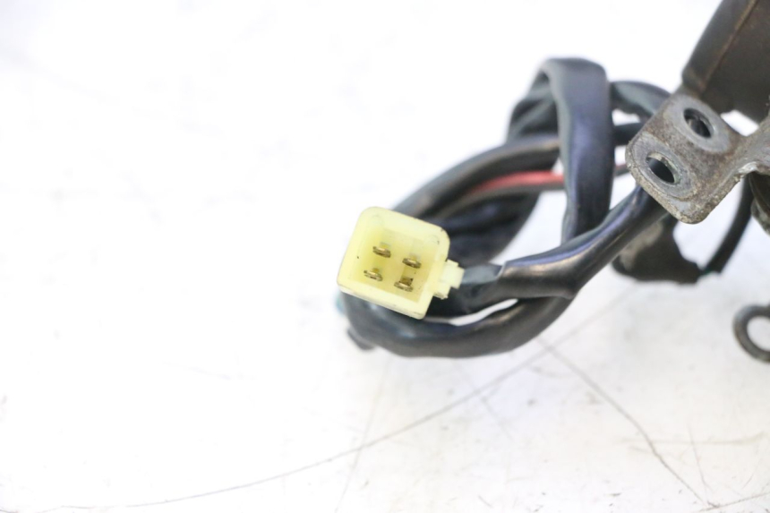 photo de SONDE PRESSION AIR HONDA SH 125 (2001 - 2003) - Autre angle de vue