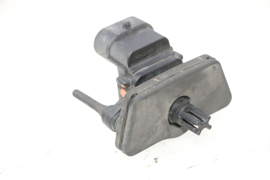 photo de SONDE PRESSION AIR DUCATI SS IE DS CARENEE 1000 (2002 - 2006) - Autre angle de vue