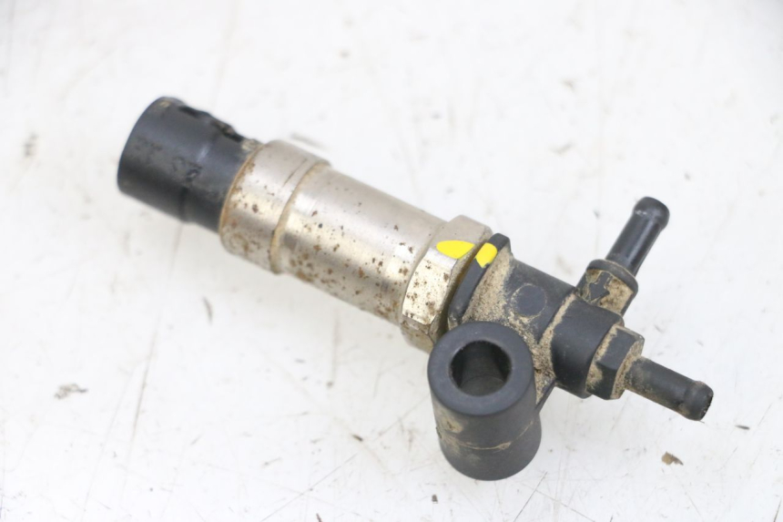 photo de SONDE PRESSION AIR YAMAHA TZR 50 (2008 - 2016) - Gros plan technique