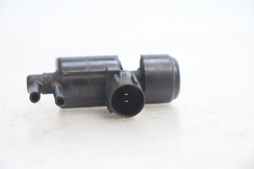 photo de SONDE PRESSION AIR HONDA VFR FI RC46 800 (1998 - 2001) - Autre angle de vue