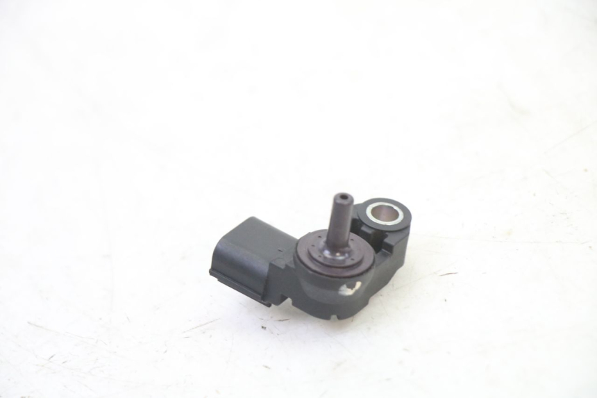 photo de SONDE PRESSION AIR YAMAHA XJ6 ABS 600 (2008 - 2016)
