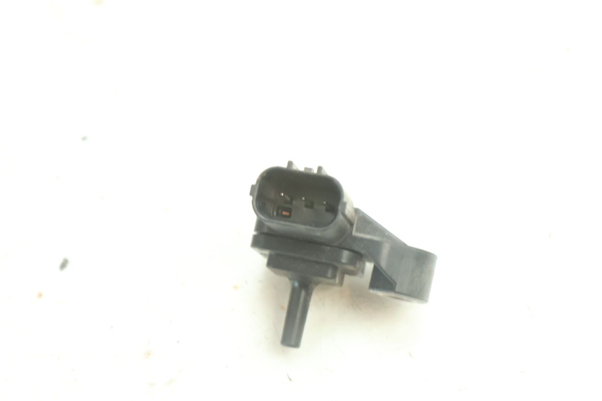 photo de SONDE PRESSION AIR YAMAHA YZF R6 600 (2008 - 2009) - Gros plan technique