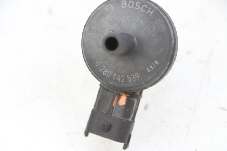 photo de SONDE PRESSION AIR PIAGGIO ZIP 4T 50 (2018 - 2020) - Zoom état d’usage