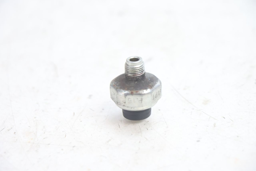 photo de SONDE PRESSION D'HUILE SUZUKI BURGMAN EXECUTIVE ABS 650 (2006 - 2012) - Zoom état d’usage