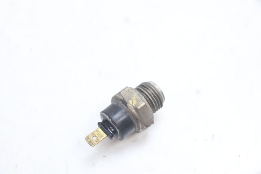 photo de SONDE PRESSION D'HUILE HONDA CB F HORNET 600 (2005 - 2006) - Détail de la pièce