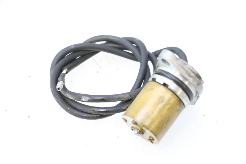 photo de SONDE PRESSION D'HUILE YAMAHA FJR 1300 (2001 - 2005) - Autre angle de vue
