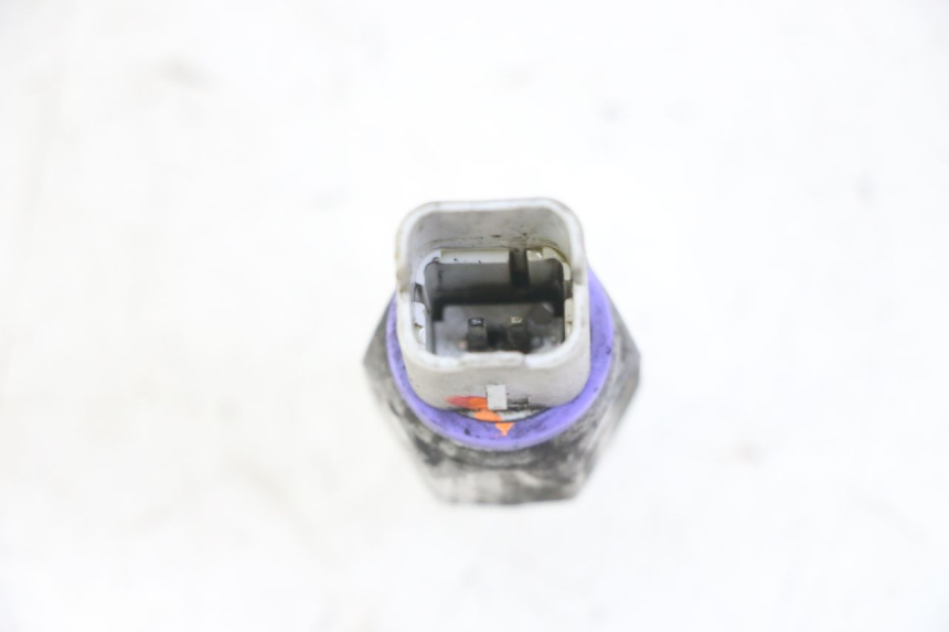 photo de SONDE PRESSION HUILE FREIN PIAGGIO MP3 LT 300 (2010 - 2016)