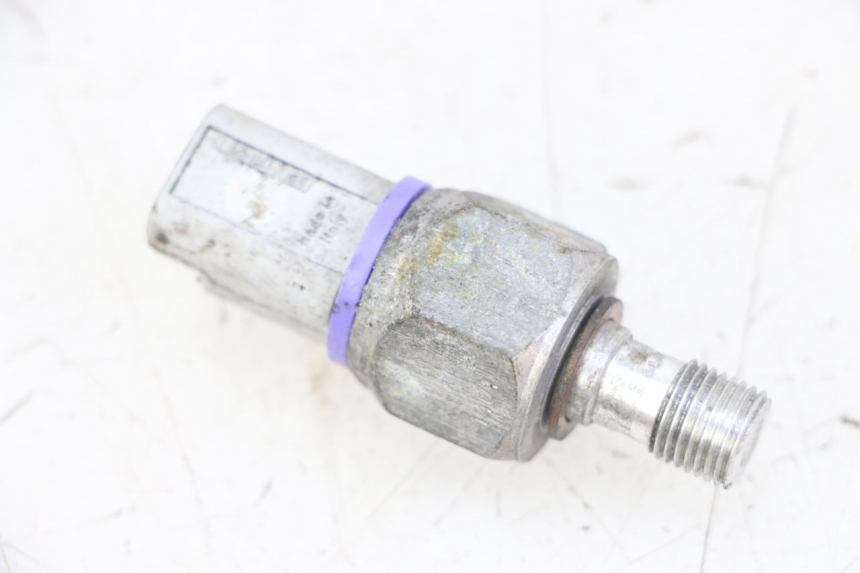 photo de SONDE PRESSION HUILE FREIN PIAGGIO MP3 LT 300 (2010 - 2016) - Vue principale