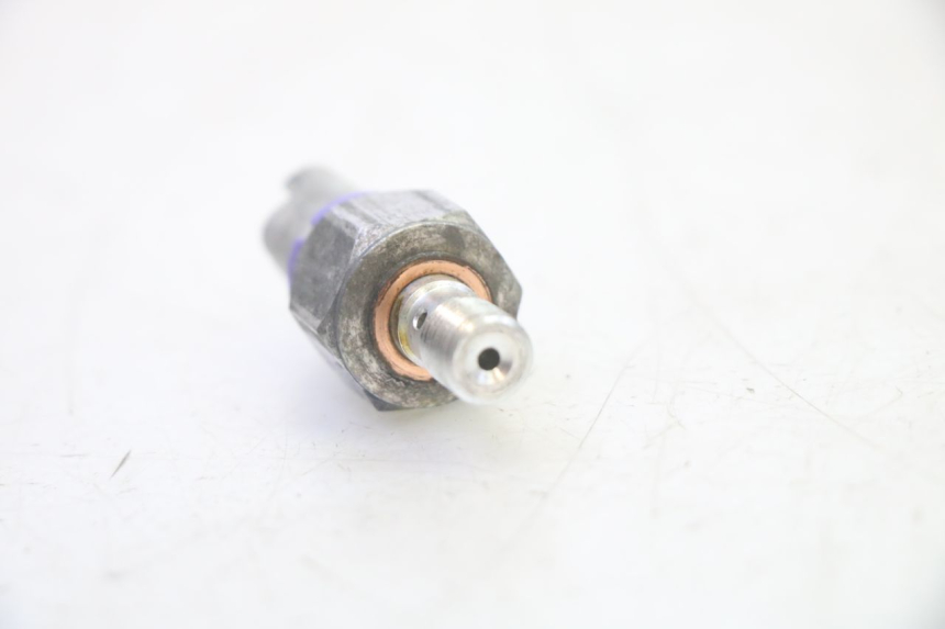 photo de SONDE PRESSION HUILE FREIN PIAGGIO MP3 500 (2011 - 2015)