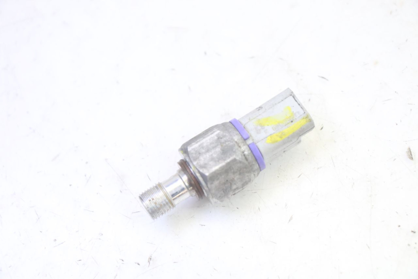 photo de SONDE PRESSION HUILE FREIN PIAGGIO MP3 500 (2016 - 2018) - Détail de la pièce