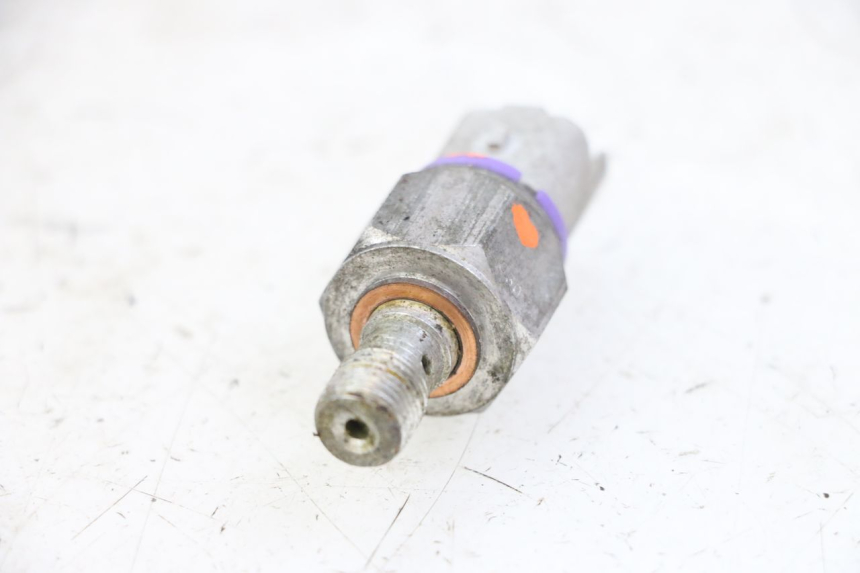 photo de SONDE PRESSION HUILE FREIN PIAGGIO MP3 125 (2006 - 2014)