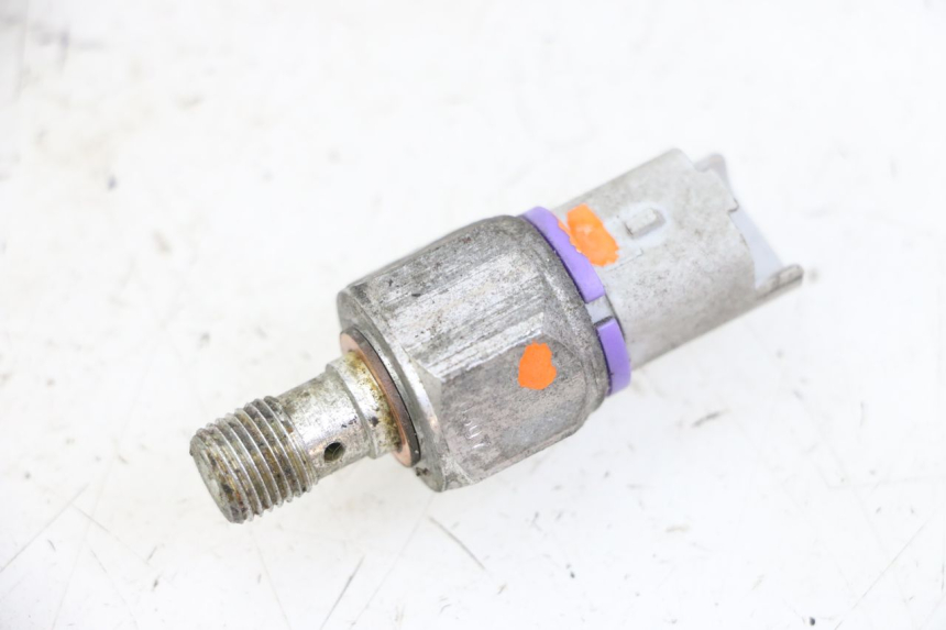 photo de SONDE PRESSION HUILE FREIN PIAGGIO MP3 125 (2006 - 2014)