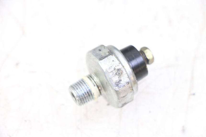 photo de SONDE PRESSION D'HUILE SUZUKI GS GSE 500 (2001 - 2003)