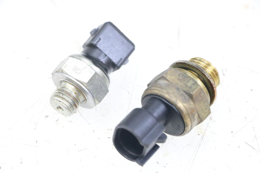 photo de SONDE PRESSION D'HUILE MOTO GUZZI NORGE 8V GT 1200 (2011 - 2016)