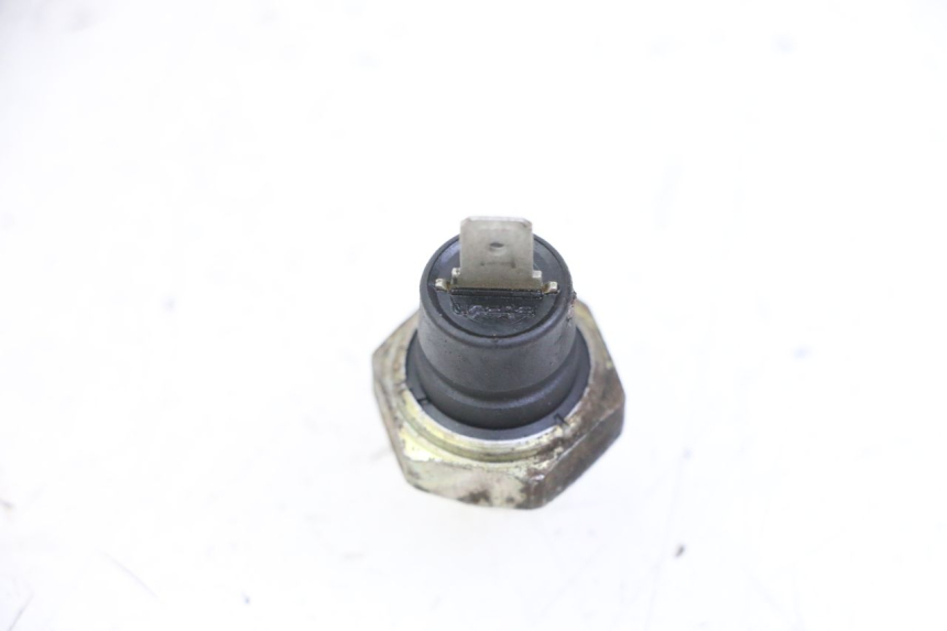 photo de SONDE PRESSION D'HUILE PIAGGIO VESPA GRANTURISMO 200 (2004 - 2005)