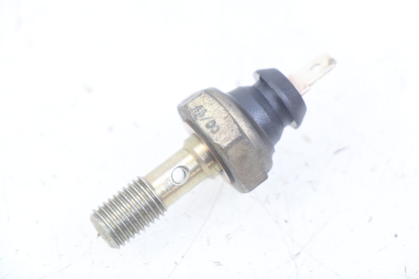 photo de SONDE PRESSION D'HUILE TRIUMPH SPRINT ST 955 (1999 - 2001)