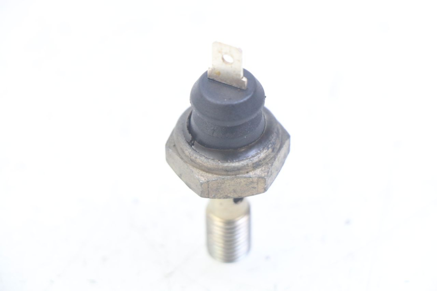 photo de SONDE PRESSION D'HUILE TRIUMPH SPRINT ST 955 (1999 - 2001)