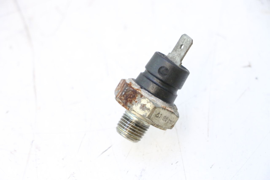 photo de SONDE PRESSION D'HUILE CAN-AM SPYDER RS 1000 (2008 - 2012) - Autre angle de vue