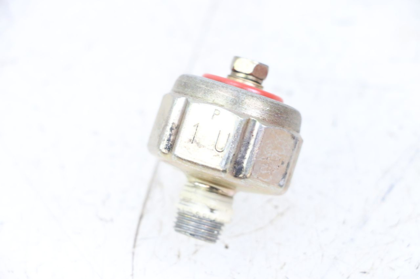 photo de SONDE PRESSION D'HUILE SUZUKI GSX E 250 (1982 - 1983)