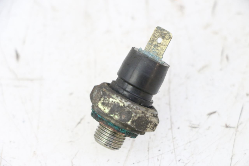 photo de SONDE PRESSION D'HUILE PIAGGIO X9 EVOLUTION 125 (2003 - 2007)