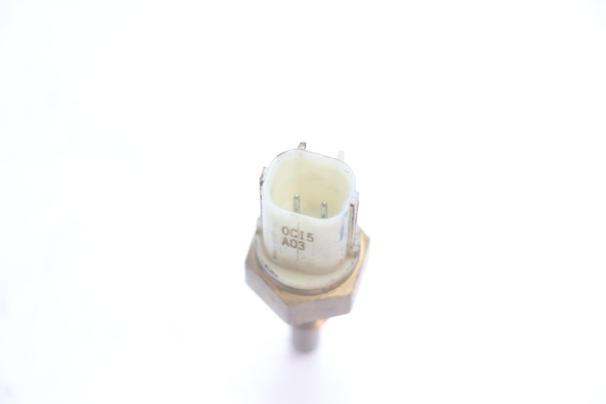 photo de SONDE TEMPÉRATURE MOTEUR HONDA CRF CR-F 125 (2020 - 2021) - Zoom état d’usage