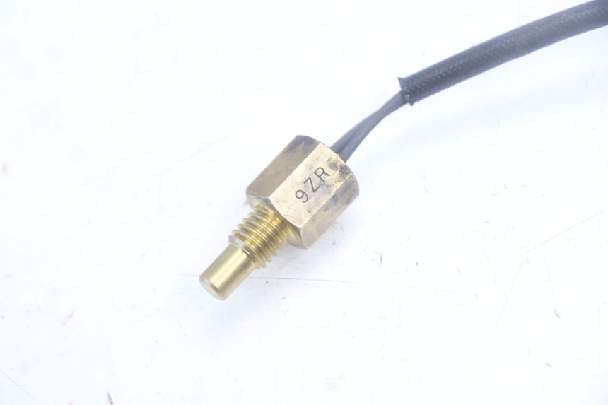 photo de SONDE TEMPÉRATURE MOTEUR PEUGEOT KISBEE 4T 50 (2018 - 2022) - Détail de la pièce