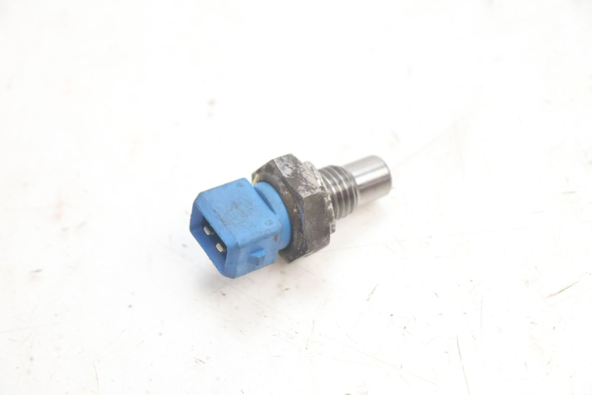 photo de SONDE TEMPÉRATURE MOTEUR PIAGGIO ZIP 4T 50 (2018 - 2020) - Autre angle de vue