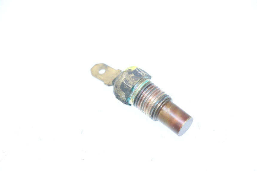 photo de SONDE TEMPERATURE D'EAU SUZUKI BURGMAN 125 (2007 - 2014) - Zoom état d’usage