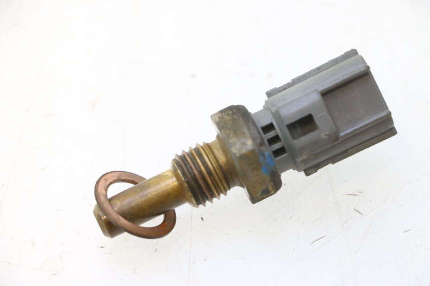 photo de SONDE TEMPERATURE D'EAU SUZUKI BURGMAN 125 (2007 - 2014) - Autre angle de vue