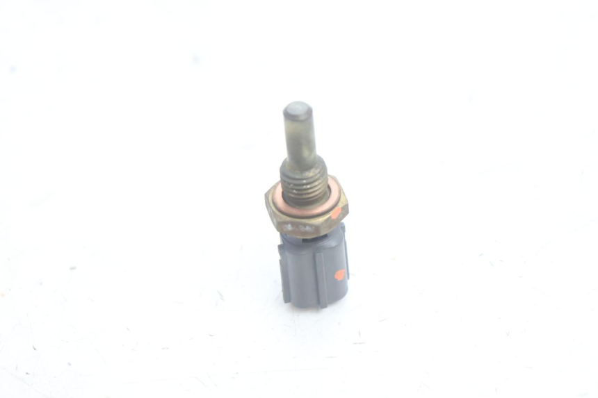 photo de SONDE TEMPERATURE D'EAU SUZUKI BURGMAN EXECUTIVE ABS 650 (2006 - 2012) - Autre angle de vue