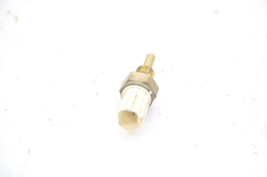 photo de SONDE TEMPERATURE D'EAU HONDA CRF 250 (2010 - 2013) - Zoom état d’usage