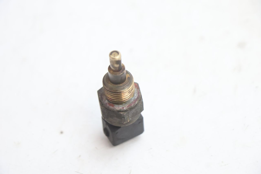 photo de SONDE TEMPERATURE D'EAU HM HONDA CRM DERAPAGE RR 50 (2006 - 2017) - Zoom état d’usage