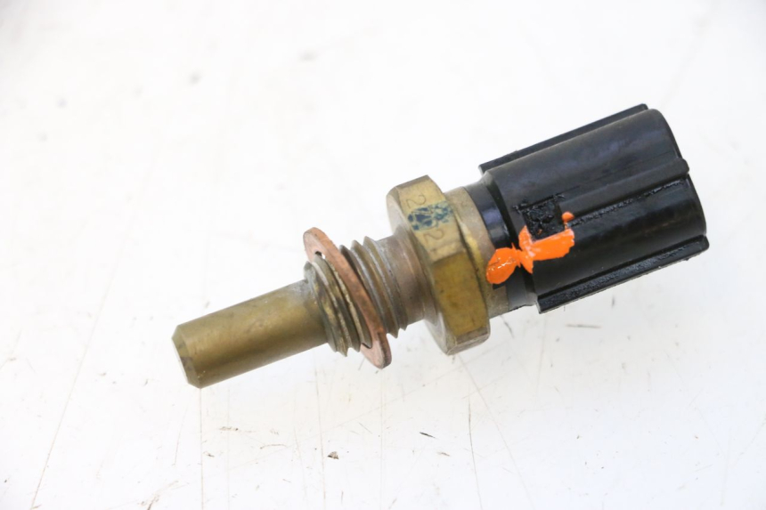 photo de SONDE TEMPERATURE D'EAU YAMAHA FJR 1300 (2001 - 2005) - Vue principale