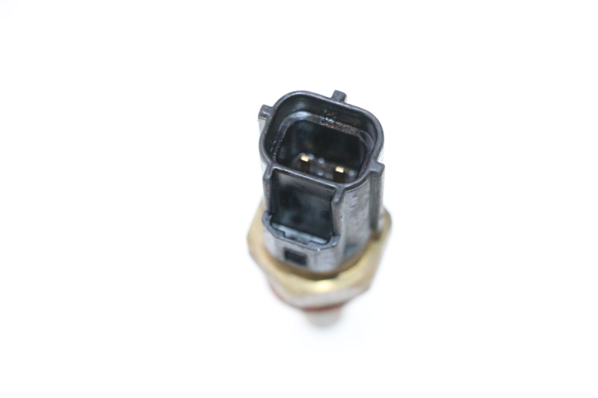 photo de SONDE TEMPERATURE D'EAU YAMAHA FJR 1300 (2001 - 2005) - Détail de la pièce