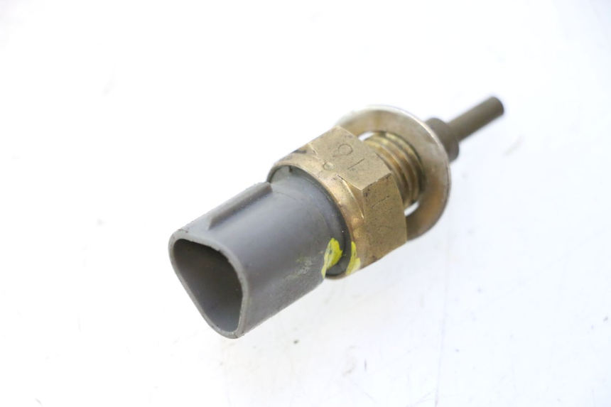 photo de SONDE TEMPERATURE D'EAU HONDA FJS SILVER WING SILVERWING 400 (2005 - 2008) - Autre angle de vue