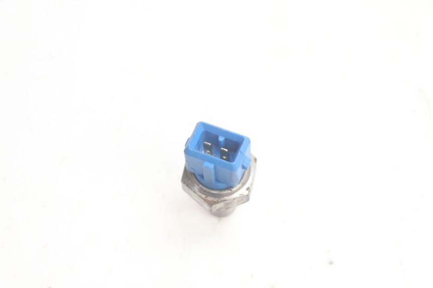 photo de SONDE TEMPERATURE D'EAU PIAGGIO NEW TYPHOON 50 (2018 - 2021) - Autre angle de vue