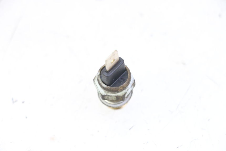 photo de SONDE TEMPERATURE D'EAU PIAGGIO VESPA GRANTURISMO 200 (2004 - 2005)