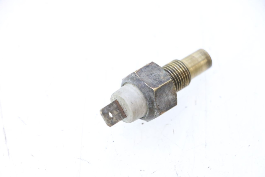 photo de SONDE TEMPERATURE D'EAU SUZUKI SMX SUPERMOTARD 50 (1996 - 2001) - Zoom état d’usage