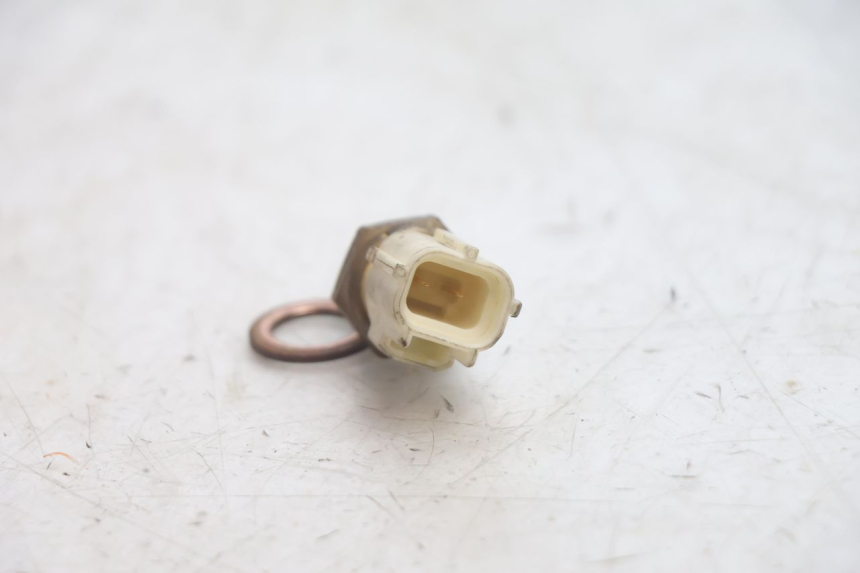photo de SONDE TEMPERATURE D'EAU YAMAHA X-MAX XMAX 125 (2010 - 2013) - Zoom état d’usage