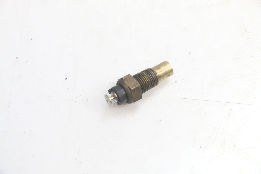 photo de SONDE TEMPERATURE D'EAU YAMAHA YP MAJESTY 125 (1998 - 2001) - Détail de la pièce