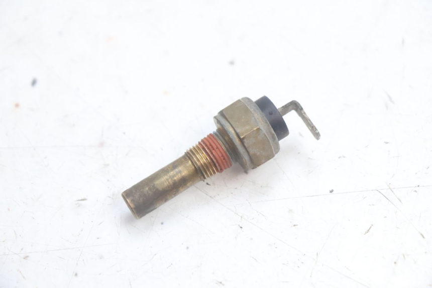 photo de SONDE TEMPERATURE D'EAU YAMAHA YP MAJESTY 125 (2002 - 2006) - Vue principale