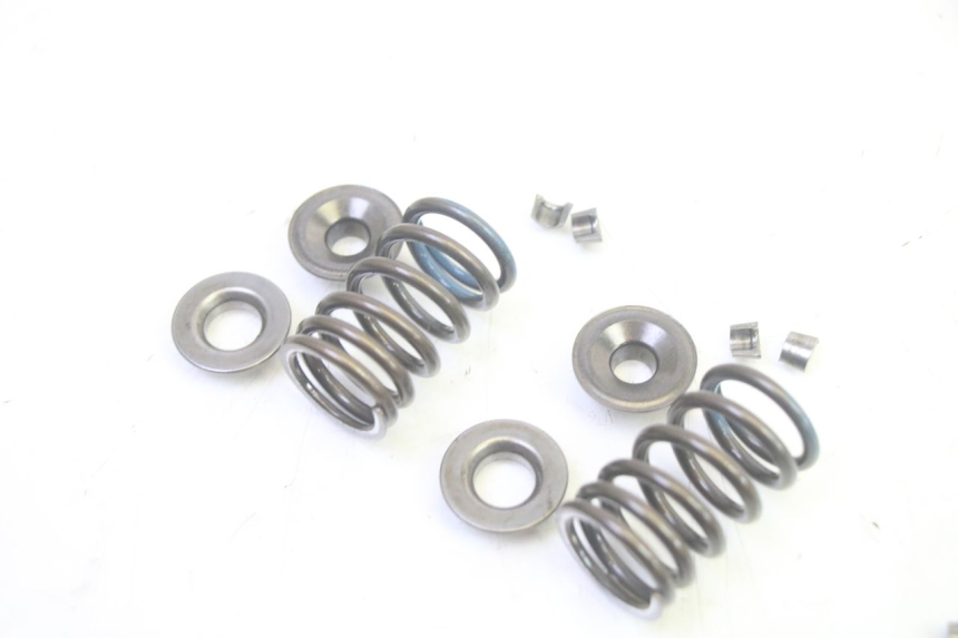 photo de SOUPAPE SUZUKI BURGMAN 125 (2007 - 2014) - Vue d’ensemble