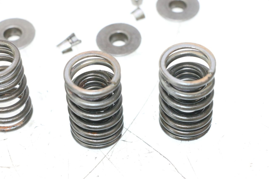 photo de SOUPAPE HONDA CB TWO FIFTY 250 (1991 - 2002) - Vue produit