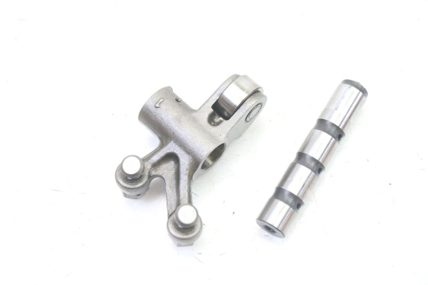 photo de SOUPAPE PEUGEOT SATELIS 125 (2013 - 2018)
