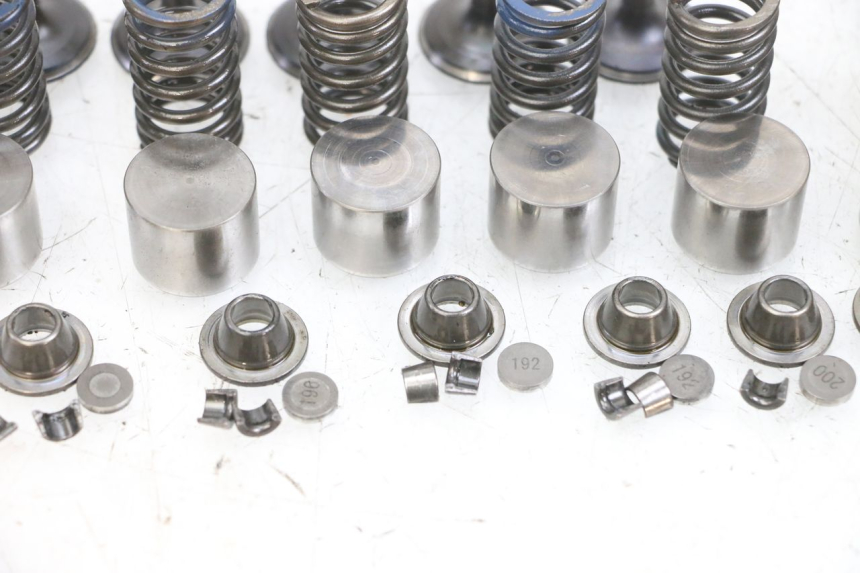 photo de SOUPAPE YAMAHA TDM ABS 900 (2002 - 2014) - Marquages et références