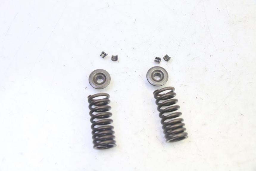 photo de SOUPAPE YAMAHA X-MAX XMAX 125 (2010 - 2014)